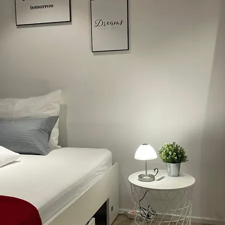 Modernes City-apartment Naehe Uniklinikum Und Zentrum Appartamento Augusta