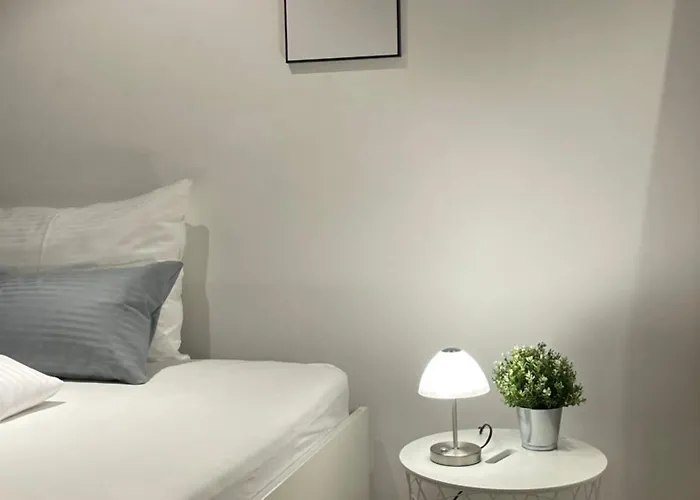 Modernes City-apartment Naehe Uniklinikum Und Zentrum Appartamento Augusta